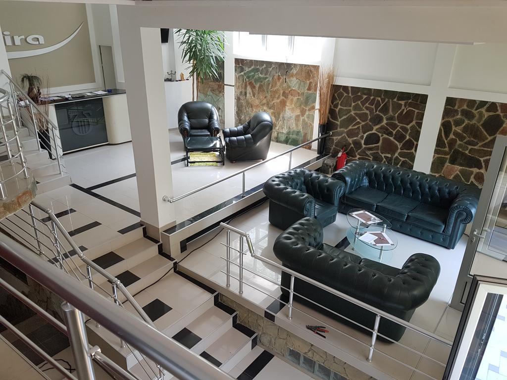 Ni Lira Inn מראה חיצוני תמונה