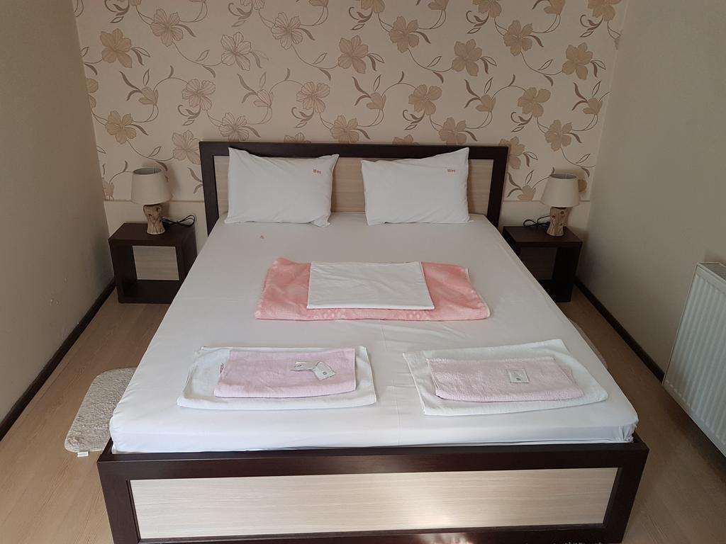 Ni Lira Inn מראה חיצוני תמונה