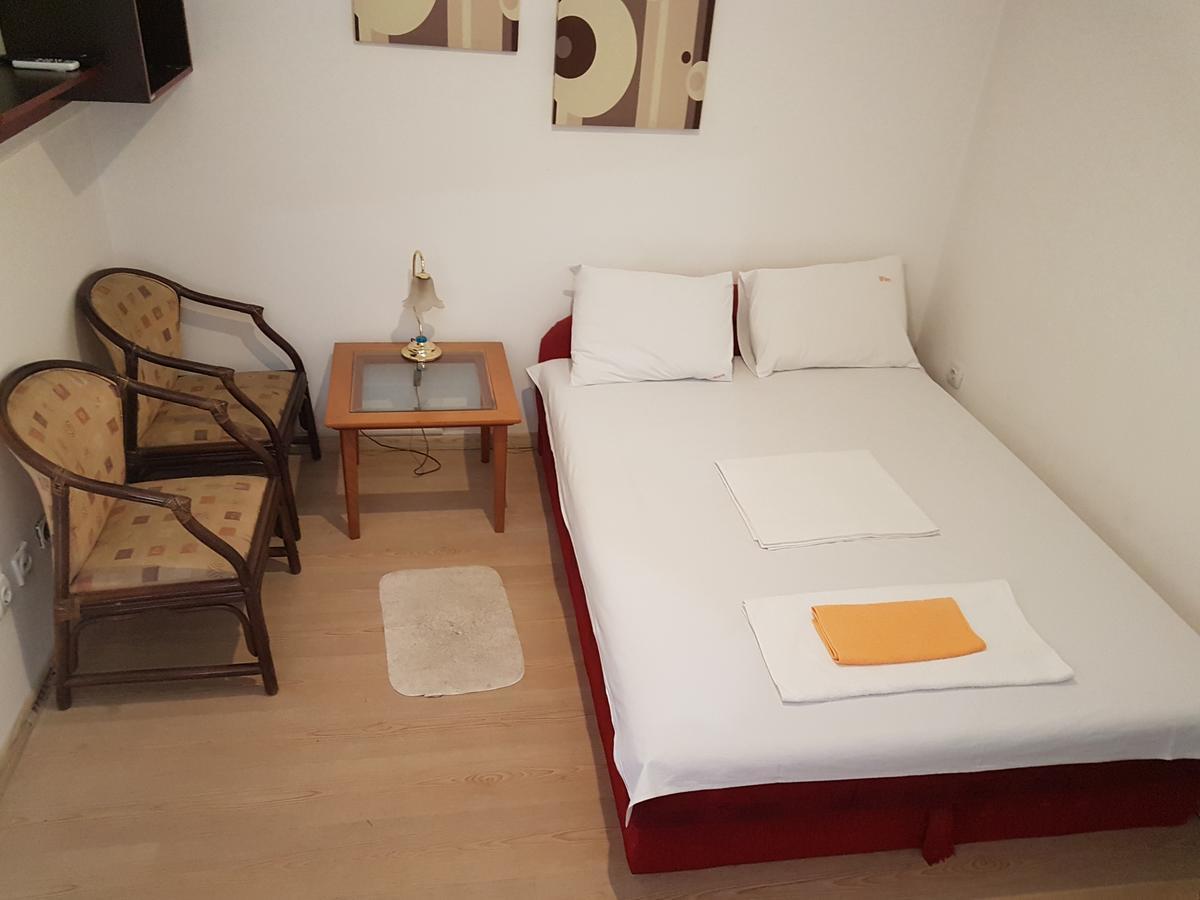 Ni Lira Inn מראה חיצוני תמונה